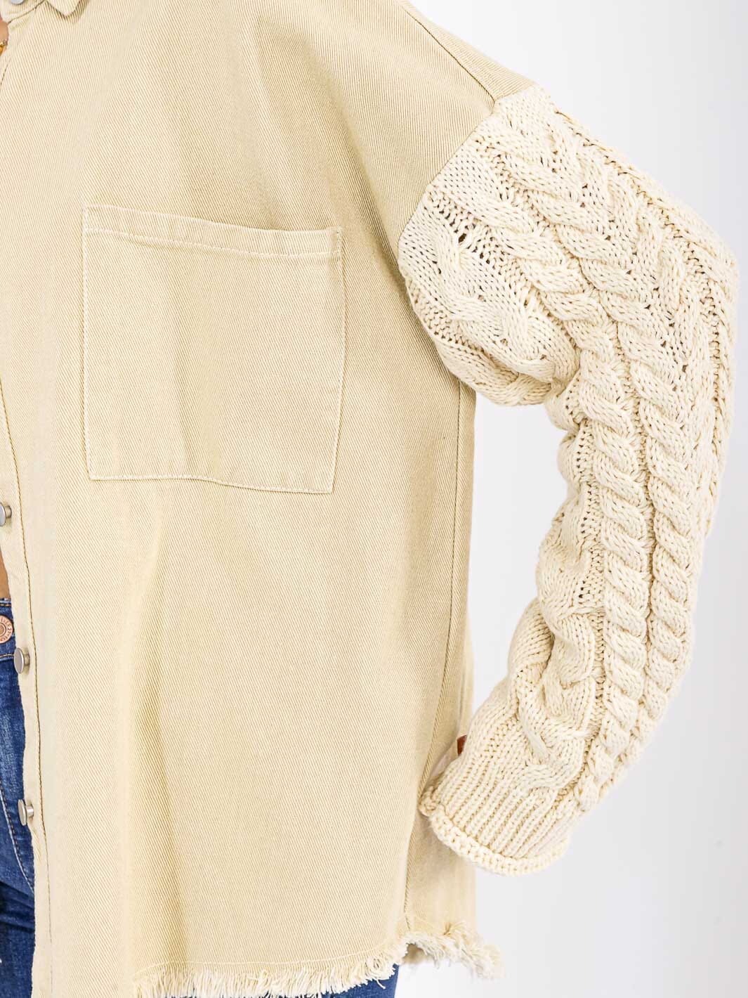 WOMEN'S LONG SLEEVE BUTTON CLOSURE FRONT POCKETS DENIM CONTRAST SHACKET