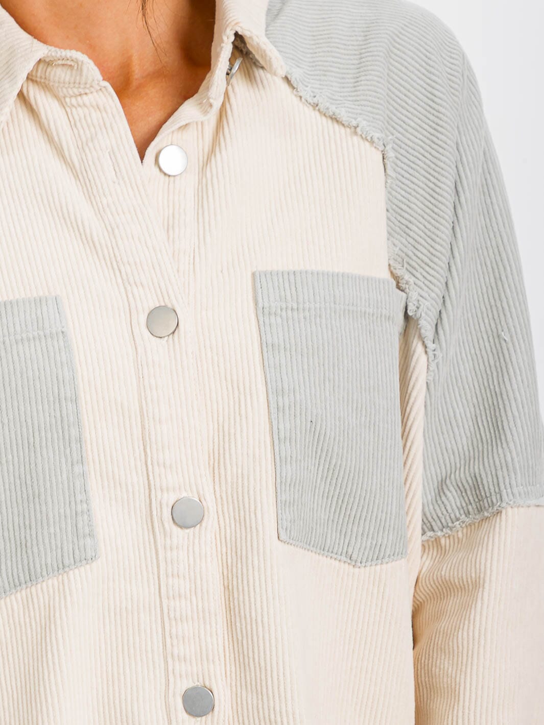 WOMEN'S LONG SLEEVE BUTTON CLOSURE FRONT POCKET HIGH-LOW GRAPHIC CORDUROY JACKET