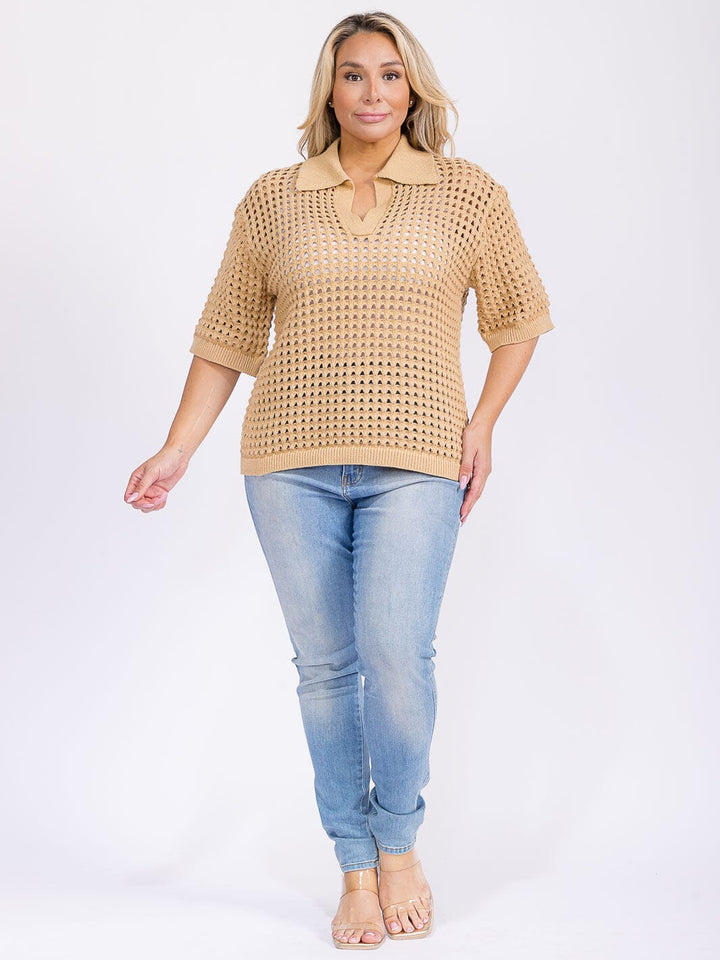 PLUS SIZE SHORT SLEEVE V-NECK KNIT BLOUSE