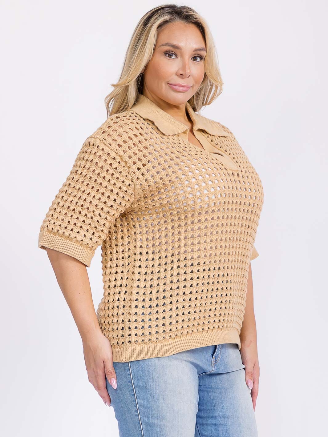 PLUS SIZE SHORT SLEEVE V-NECK KNIT BLOUSE