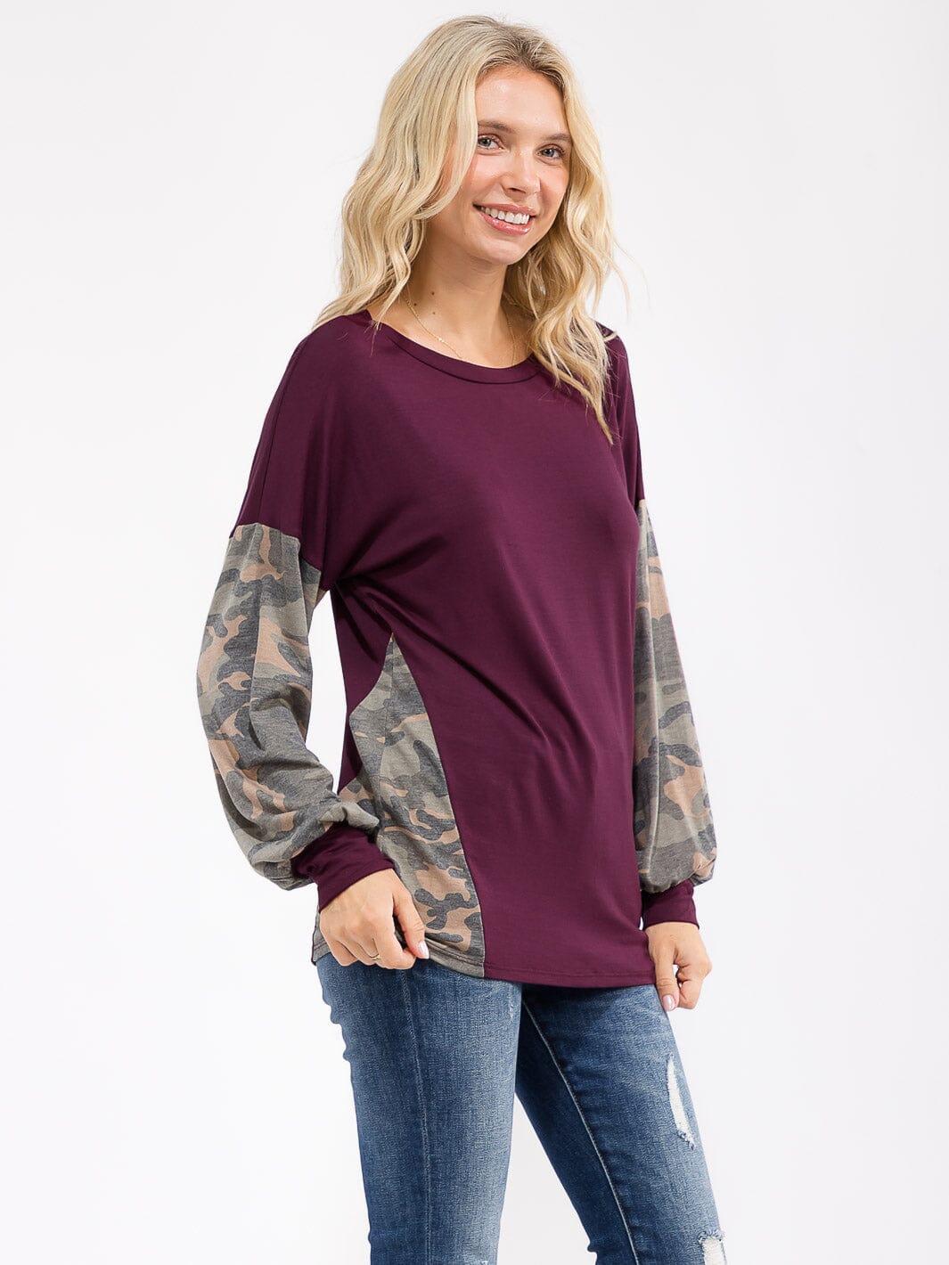 WOMEN'S LONG SLEEVE CAMO PRINT CONTRAST LOOSE FIT TOP