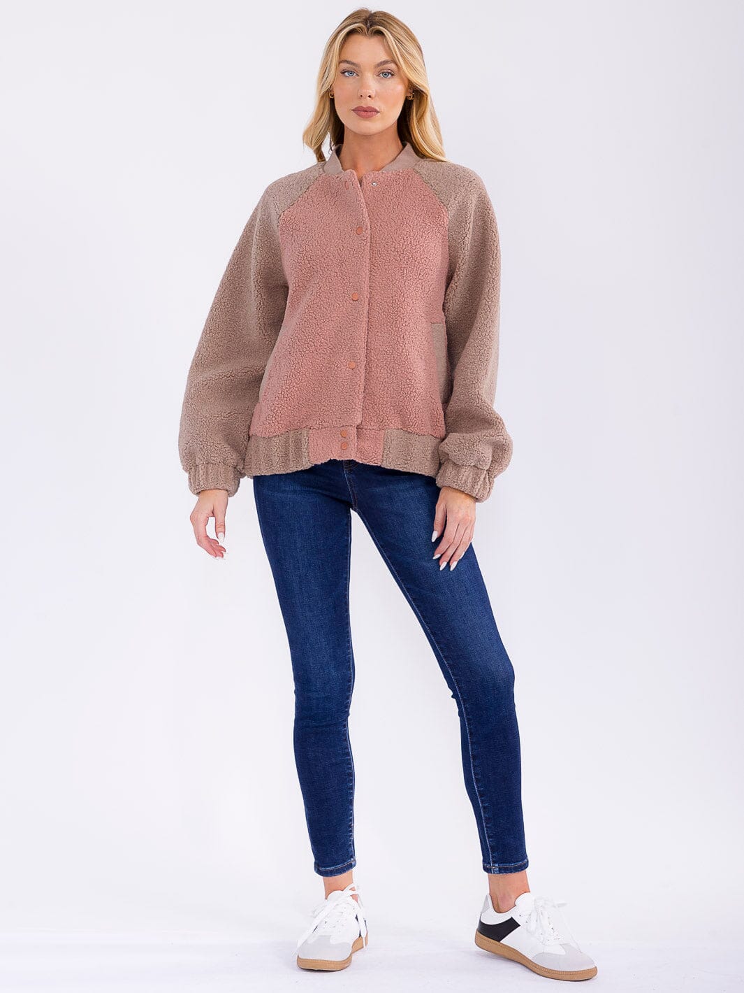 WOMEN'S LONG SLEEVE BUTTON CLOSURE FRONT POCKETS COLORBLOCK JACKET