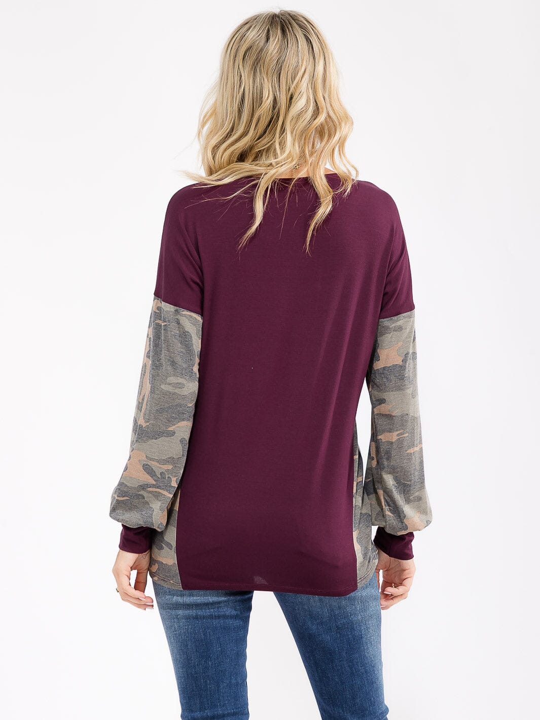 WOMEN'S LONG SLEEVE CAMO PRINT CONTRAST LOOSE FIT TOP