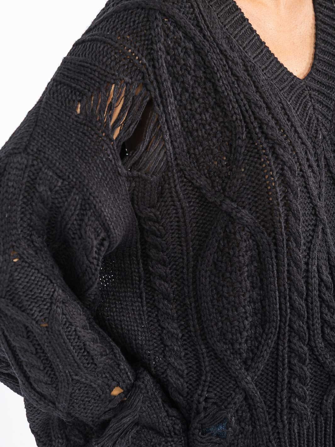 WOMEN'S LONG SLEEVE V-NECK KNIT PULLOVER SWEATER