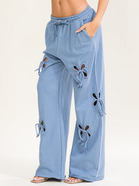 WOMEN'S ELASTIC WAIST SELF TIE FRONT POCKETS CUTOUT DETAIL WIDE LEG PANTS