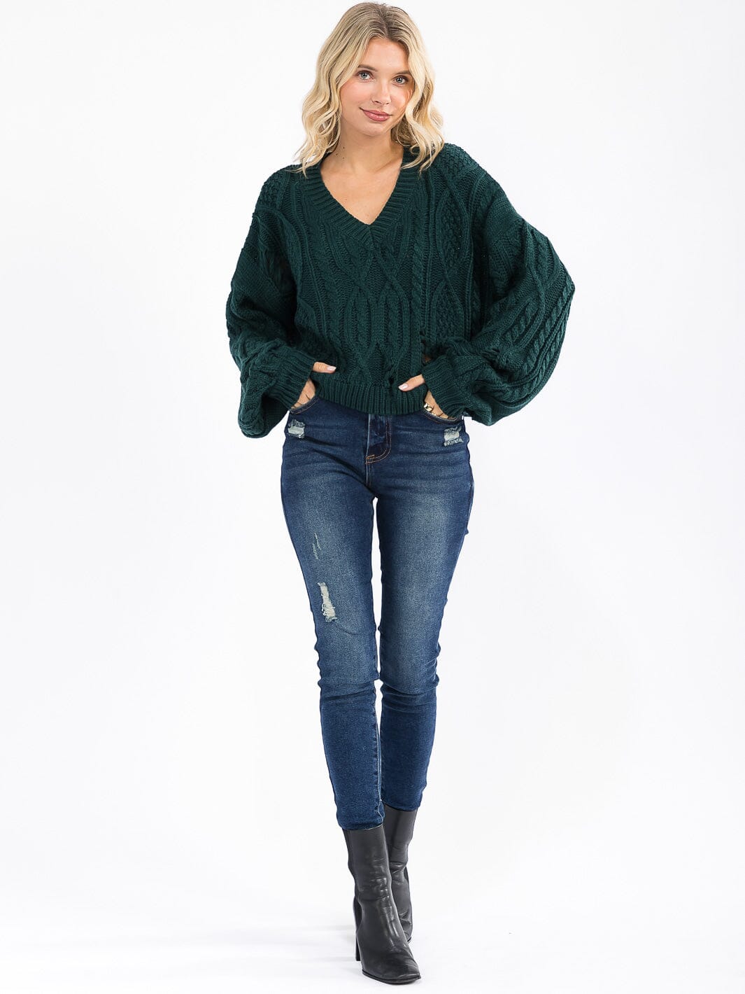 WOMEN'S LONG SLEEVE V-NECK KNIT PULLOVER SWEATER