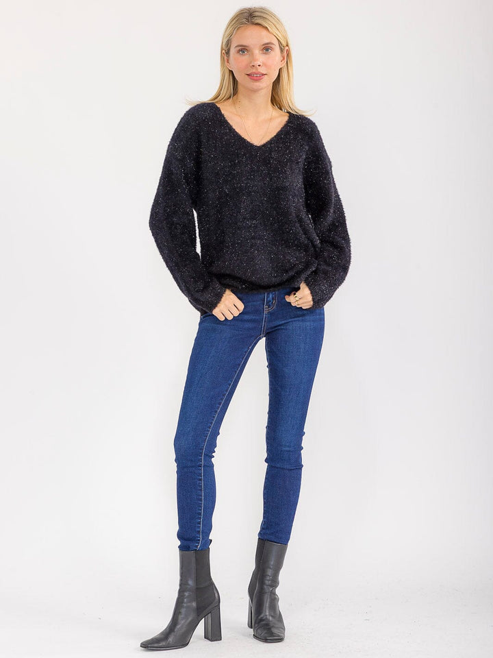 WOMEN'S LONG SLEEVE V-NECK PULLOVER SHIMMER SWEATER