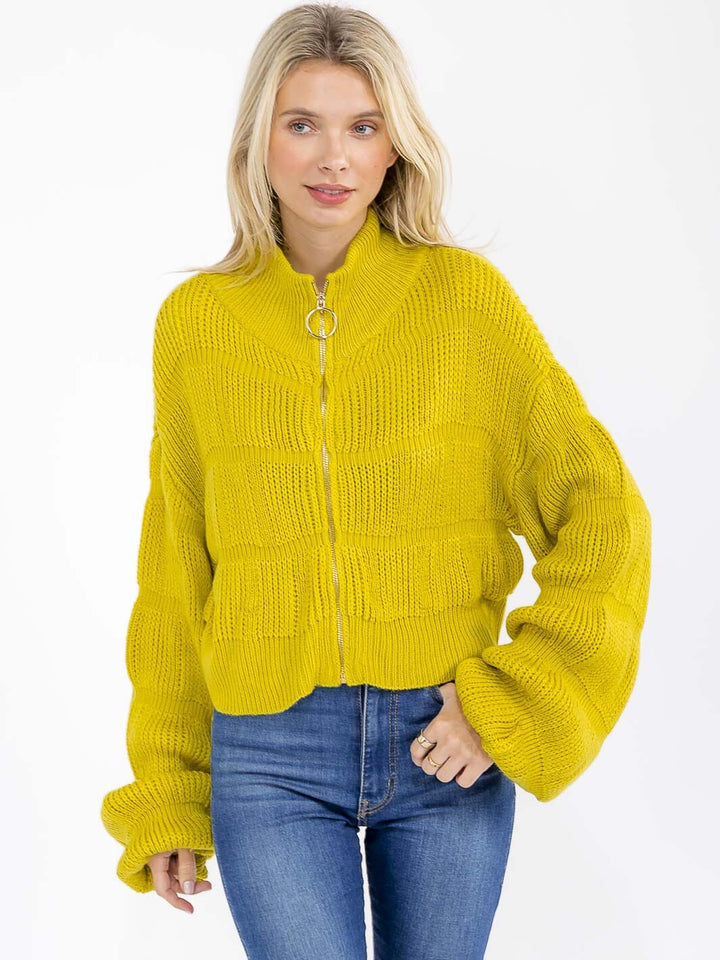 WOMEN'S LONG PUFF SLEEVE ZIPPER CLOSURE KNIT SWEATER