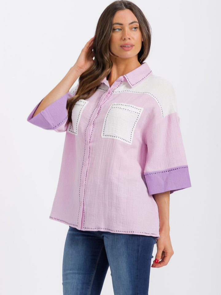 WOMEN'S SHORT SLEEVE BUTTON UP FRONT POCKET COLORBLOCK BLOUSE