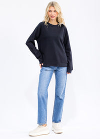 WOMEN'S LONG SLEEVE SOLID BASIC PULLOVER SWEATER