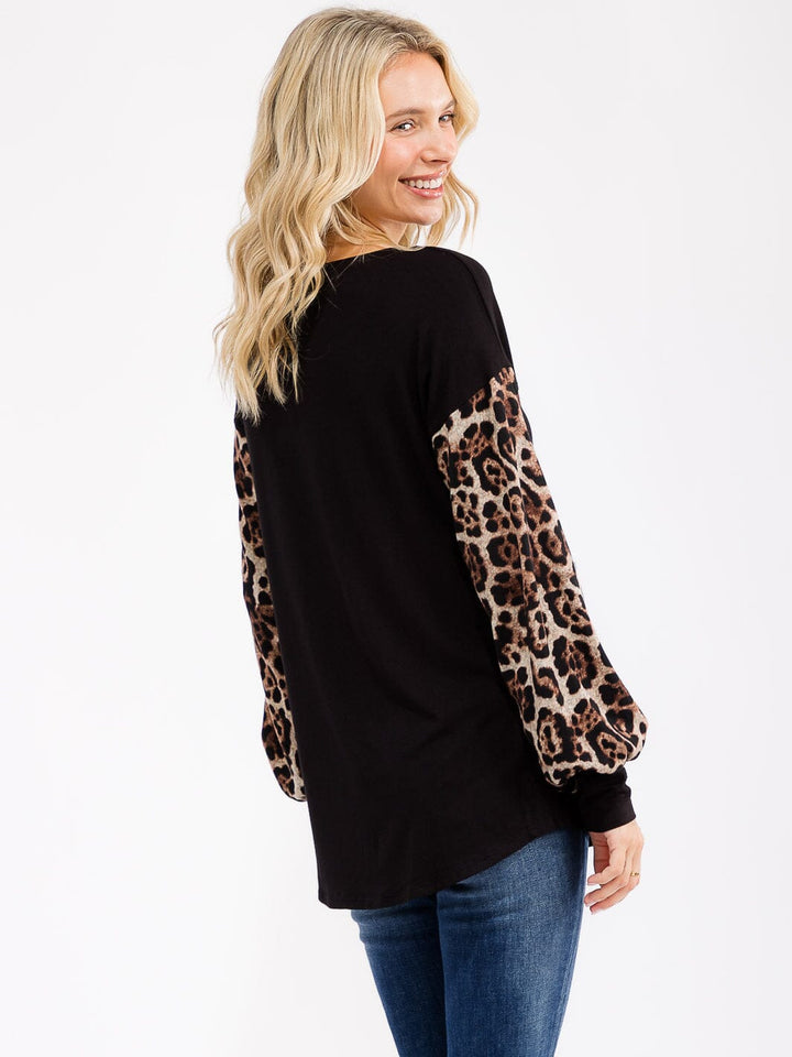 WOMEN'S LONG SLEEVE ANIMAL PRINT CONTRAST LOOSE FIT TOP