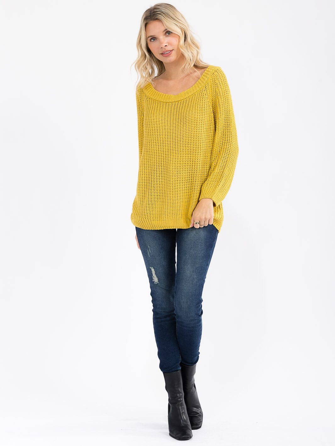 WOMEN'S LONG SLEEVE KNIT PULLOVER SWEATER