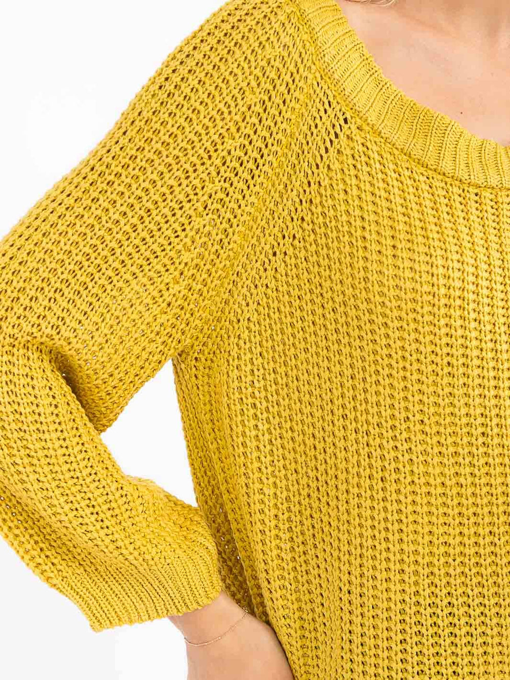 WOMEN'S LONG SLEEVE KNIT PULLOVER SWEATER