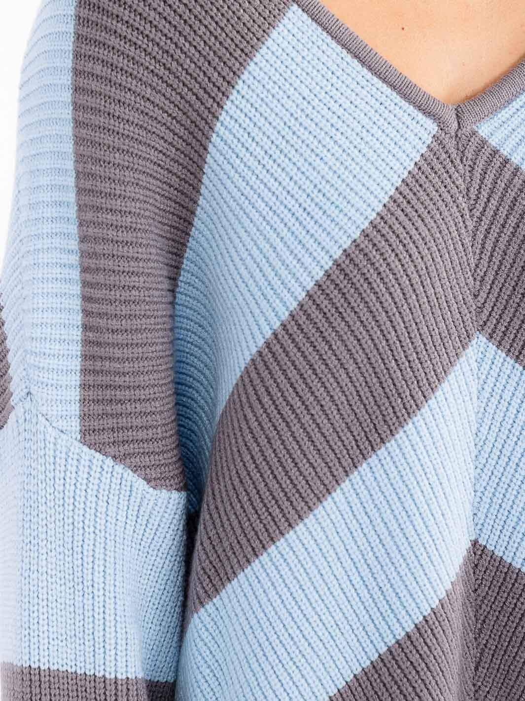 WOMEN'S LONG SLEEVE V-NECK KNIT COLORBLOCK PULLOVER HIGH-LOW SWEATER