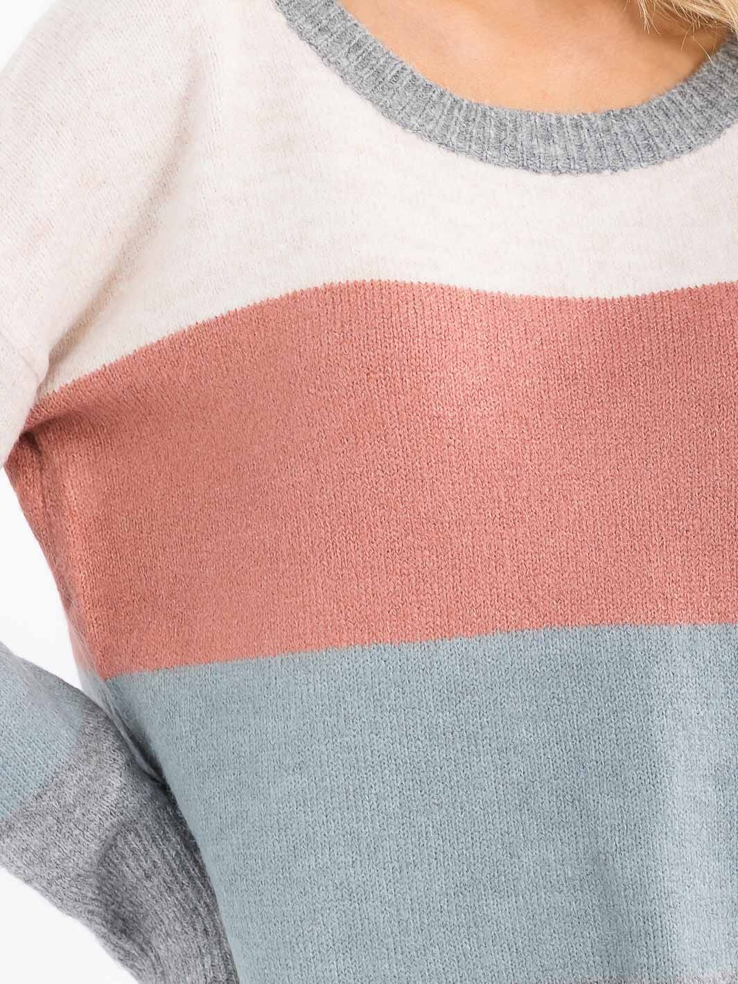 WOMEN'S LONG SLEEVE COLORBLOCK PULLOVER SWEATER