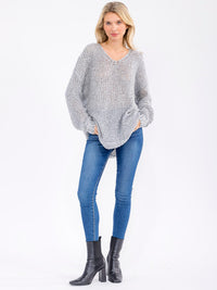 WOMEN'S LONG SLEEVE V-NECK OVERSIZED KNIT PULLOVER SWEATER