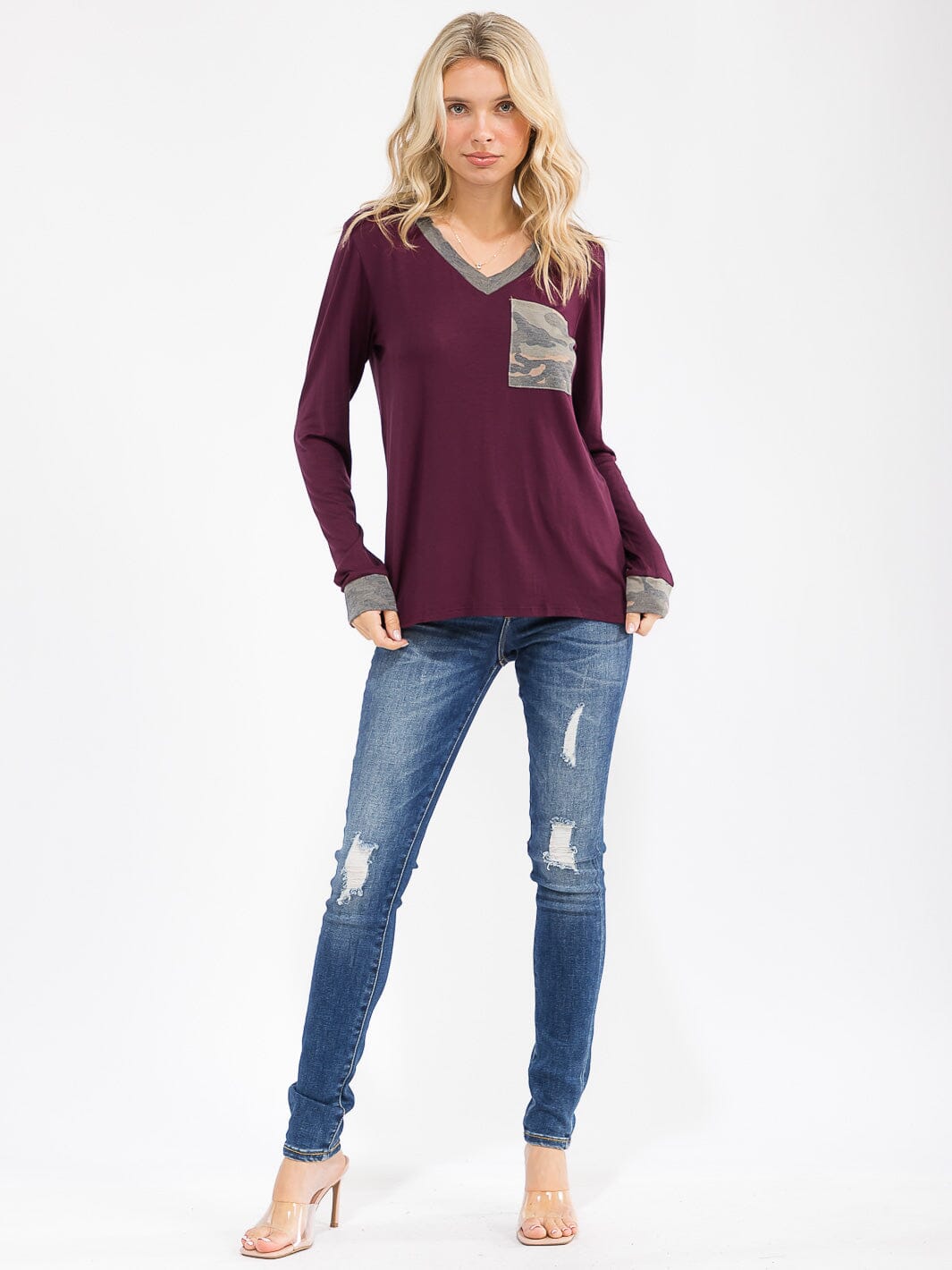 WOMEN'S LONG SLEEVE V-NECK FRONT POCKET CAMO PRINT LOOSE FIT TOP