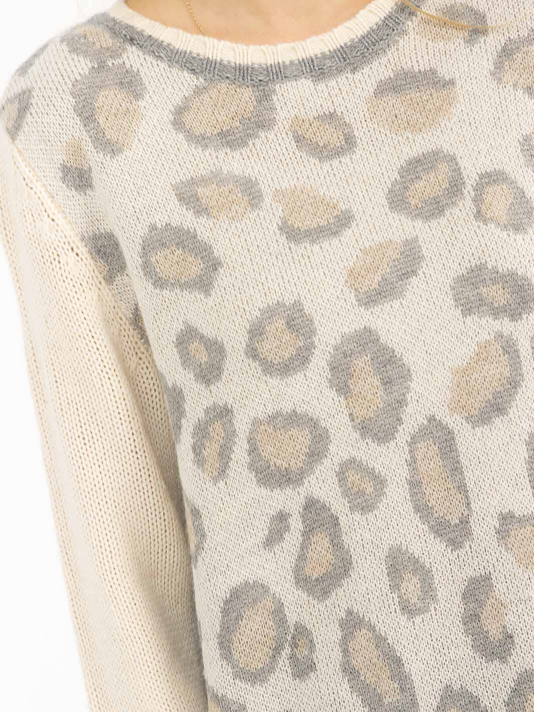 WOMEN'S LONG SLEEVE ANIMAL PRINT PULLOVER KNIT SWEATER