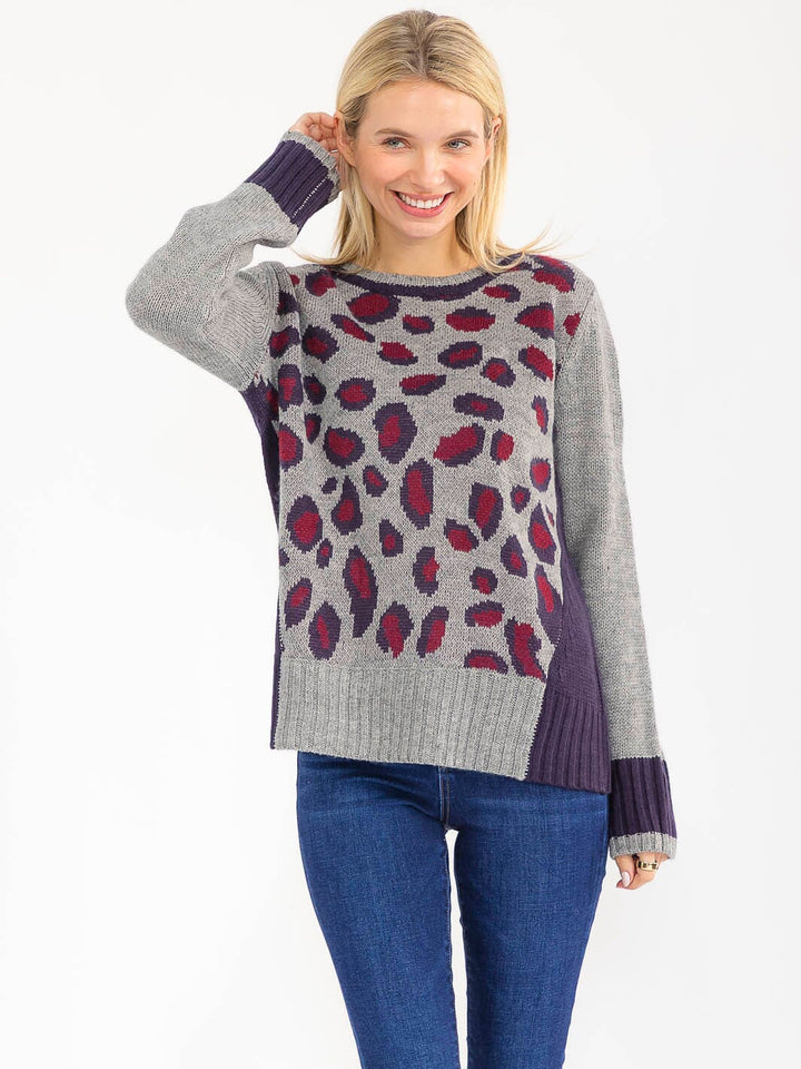 WOMEN'S LONG SLEEVE ANIMAL PRINT PULLOVER KNIT SWEATER