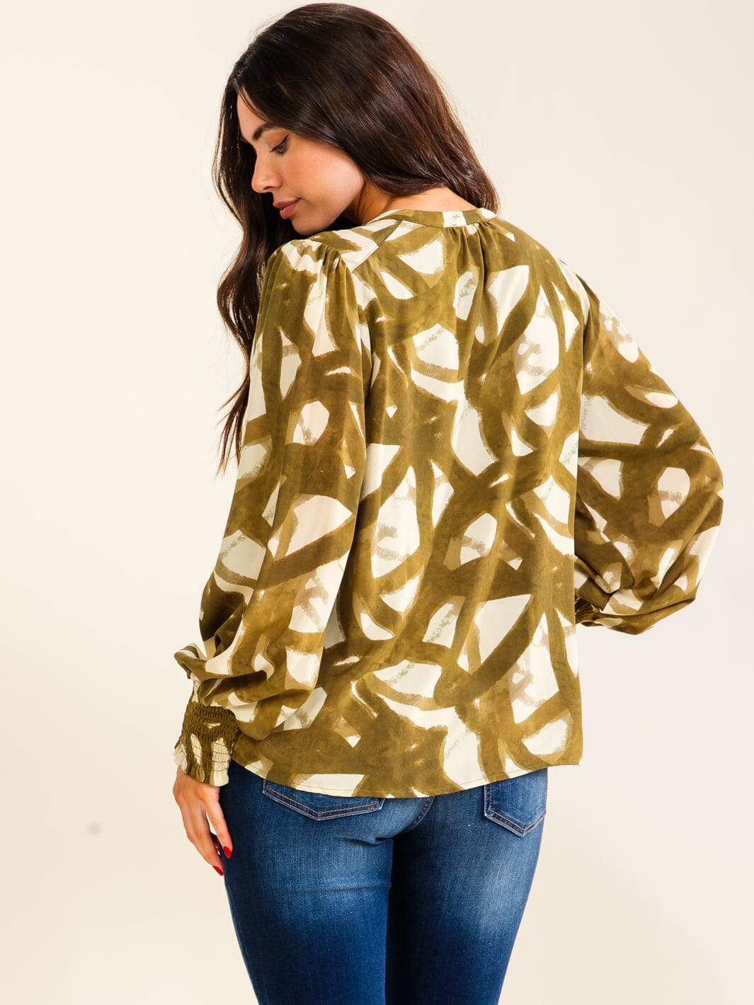 ENTRO WOMEN'S LONG SLEEVE V-NECK BUTTON UP MULTI PRINT BLOUSE