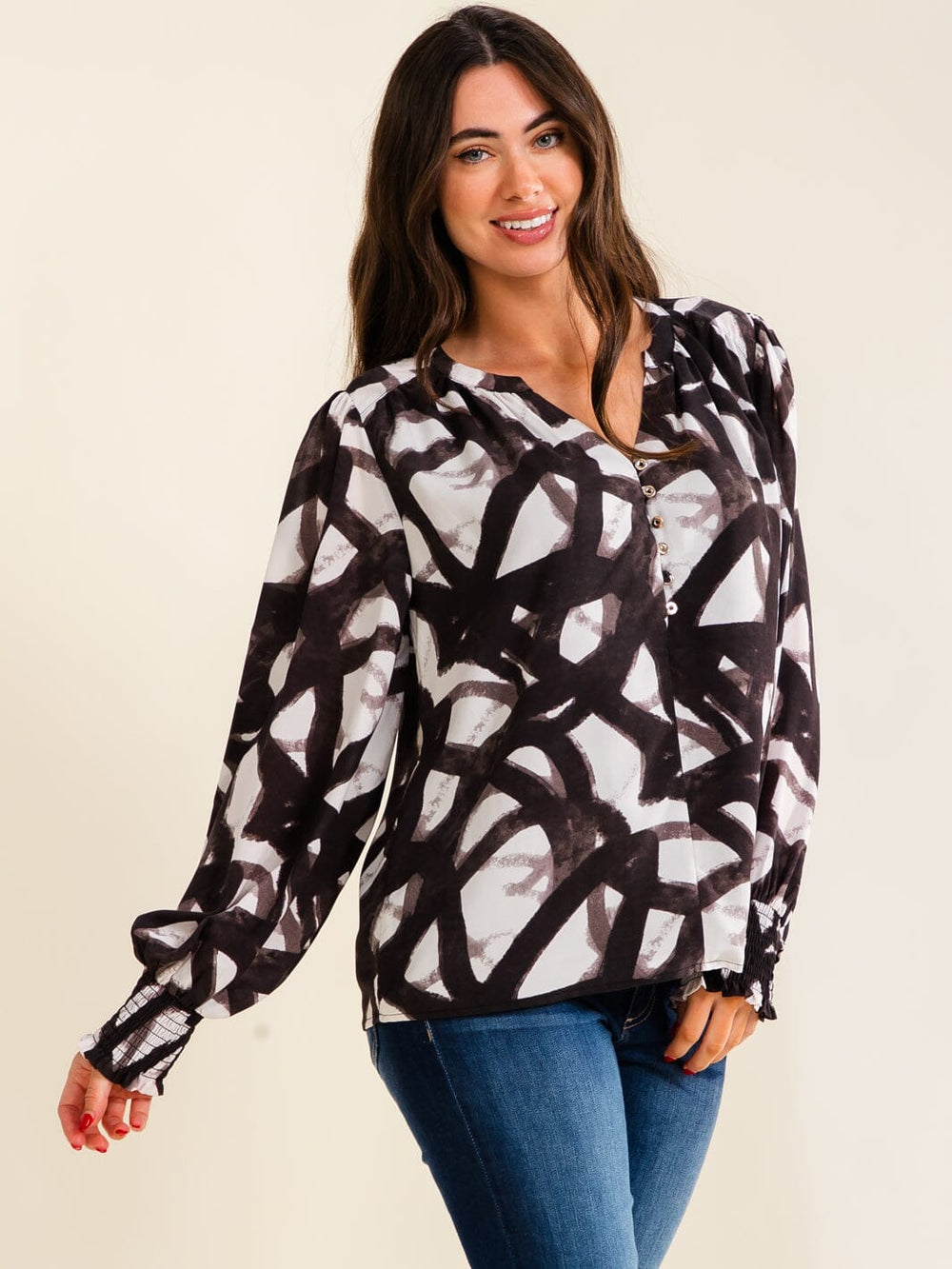 ENTRO WOMEN'S LONG SLEEVE V-NECK BUTTON UP MULTI PRINT BLOUSE