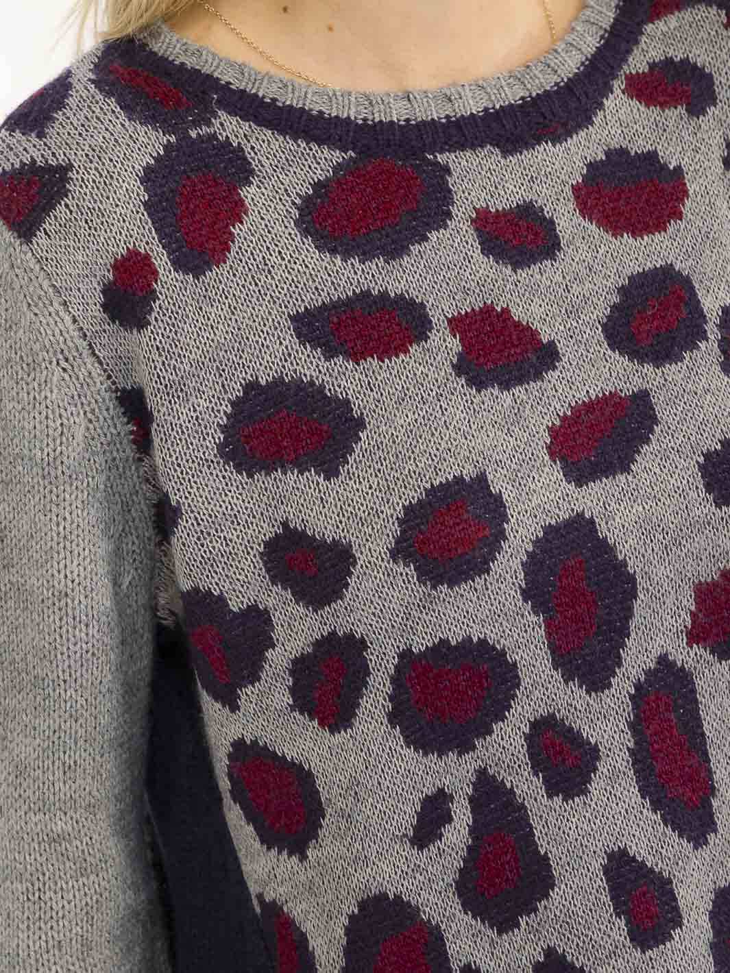 WOMEN'S LONG SLEEVE ANIMAL PRINT PULLOVER KNIT SWEATER