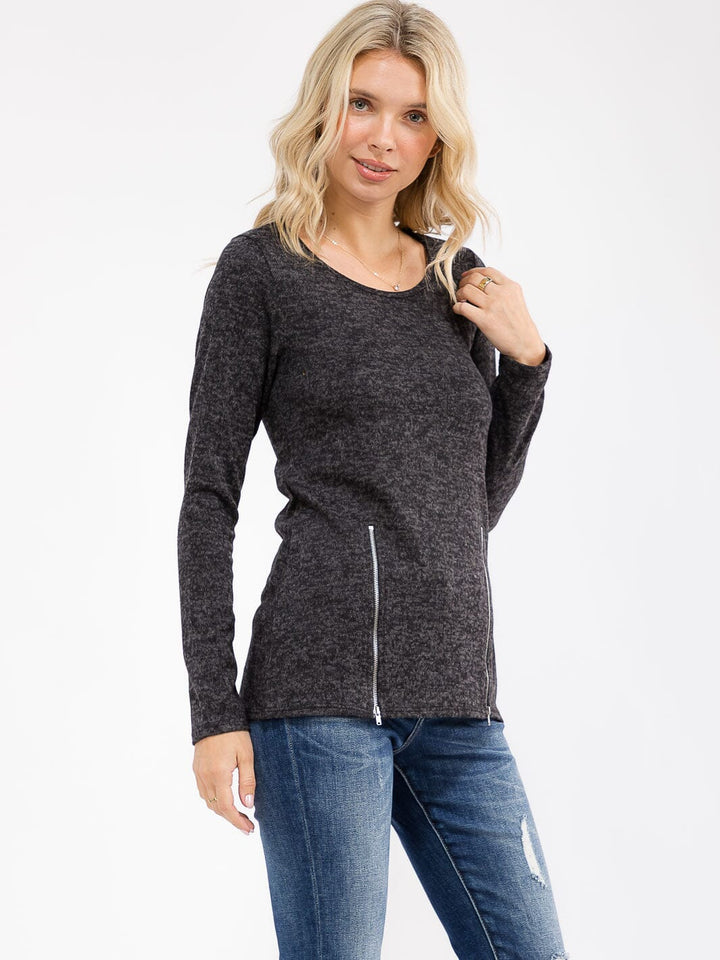 WOMEN'S LONG SLEEVE FRONT ZIPPER DETAILED TOP
