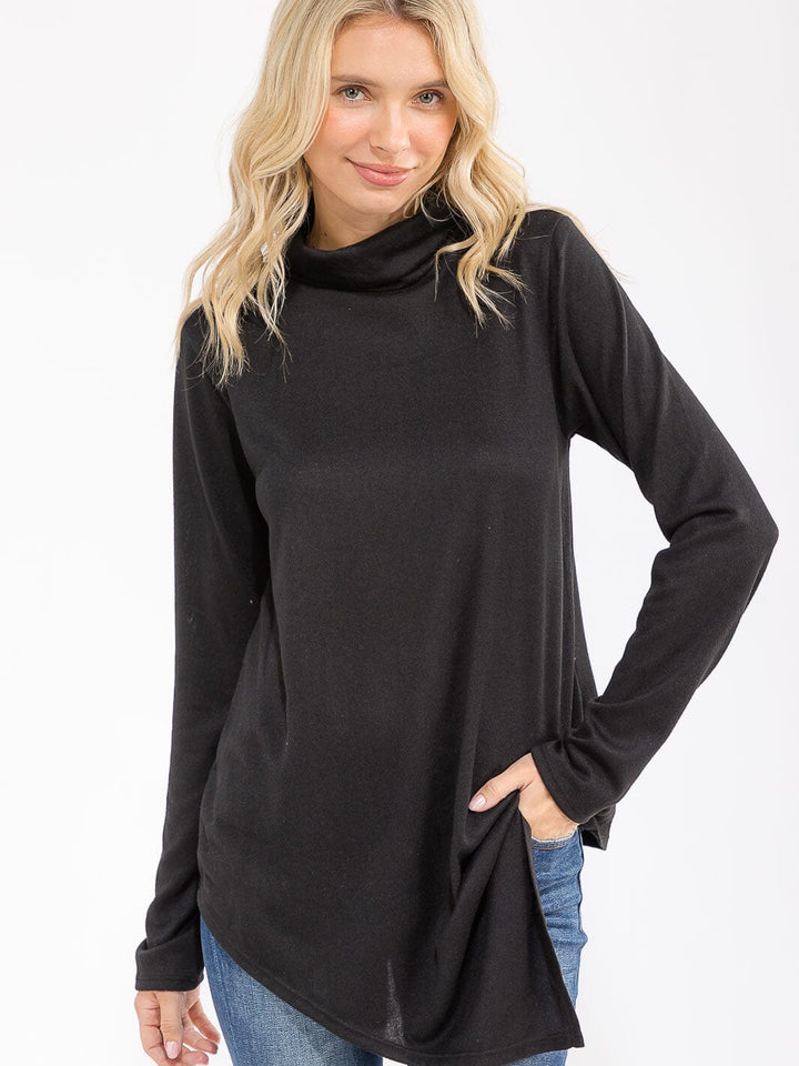 WOMEN'S LONG SLEEVE TURTLE NECK HIGH-LOW TOP