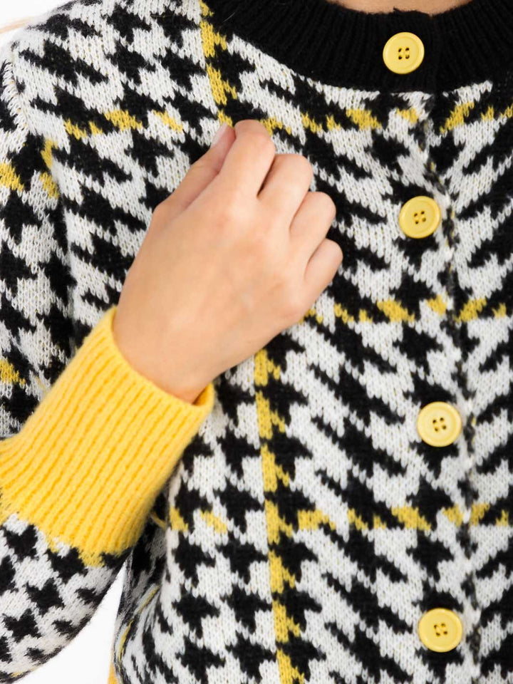 WOMEN'S LONG SLEEVE BUTTON UP COLORBLOCK SWEATER