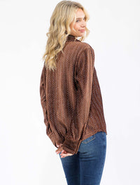 WOMEN'S LONG SLEEVE BUTTON UP CORDUROY STUDS DETAILED BLOUSE