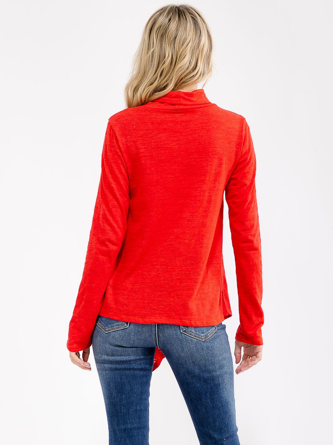 WOMEN'S LONG SLEEVE TURTLE NECK HIGH-LOW TOP