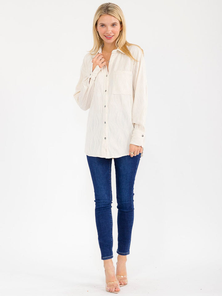WOMEN'S LONG SLEEVE BUTTON UP FRONT POCKETS DETAILED BLOUSE