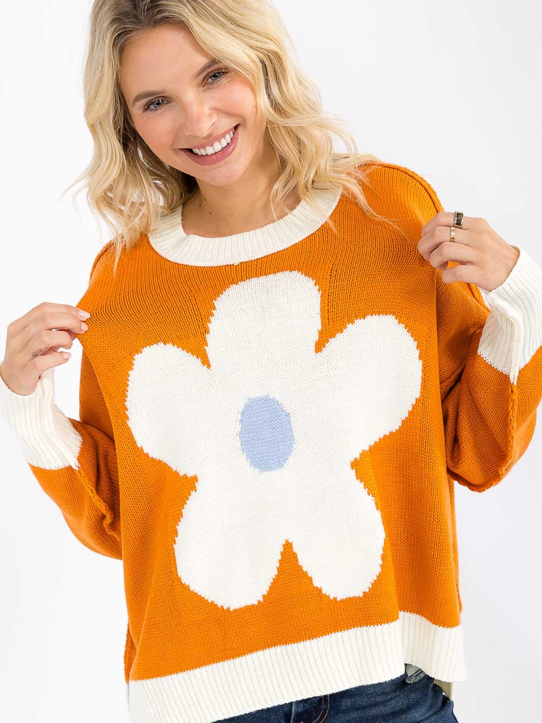 WOMEN'S LONG SLEEVE COLORBLOCK FLOWER PULLOVER KNIT SWEATER