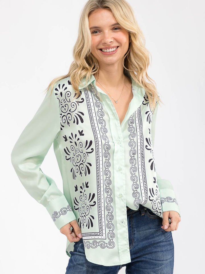 WOMEN'S LONG SLEEVE BUTTON UP PRINT BLOUSE