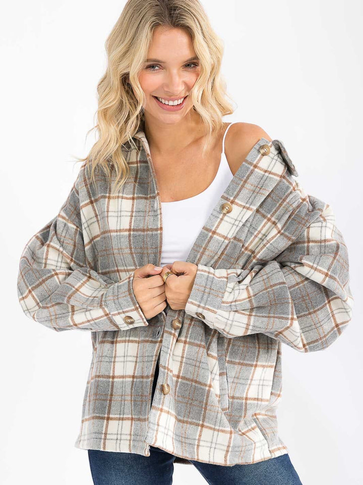 WOMEN'S LONG SLEEVE BUTTON UP FRONT POCKETS BACK PLAID SHACKET