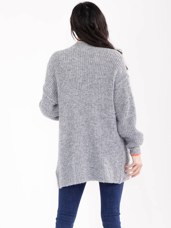 WOMEN'S LONG SLEEVE BUTTON CLOSURE FRONT POCKETS CARDIGAN