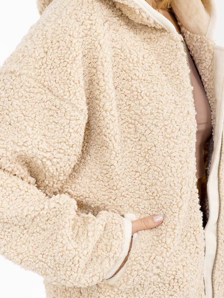 WOMEN'S LONG SLEEVE ZIPPER CLOSURE FRONT POCKETS HOODED SHERPA JACKET