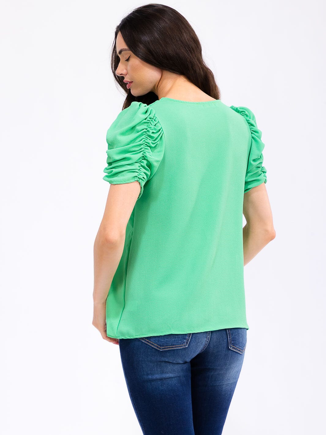 WOMEN'S SHORT PUFF SLEEVE V-NECK BLOUSE