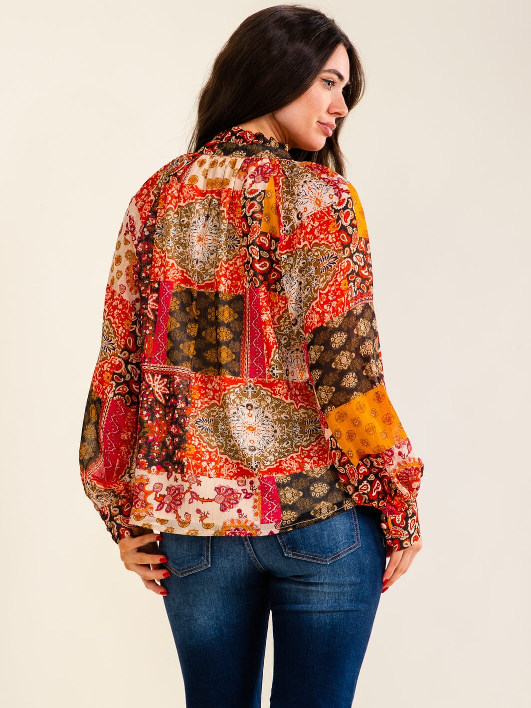 ENTRO WOMEN'S LONG SLEEVE V-NECK BUTTON UP MULTI PRINT BLOUSE