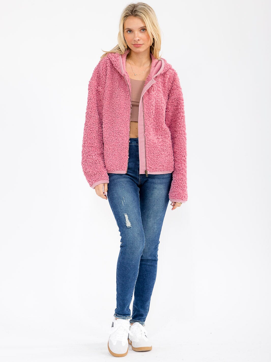 WOMEN'S LONG SLEEVE ZIPPER CLOSURE FRONT POCKETS HOODED SHERPA JACKET