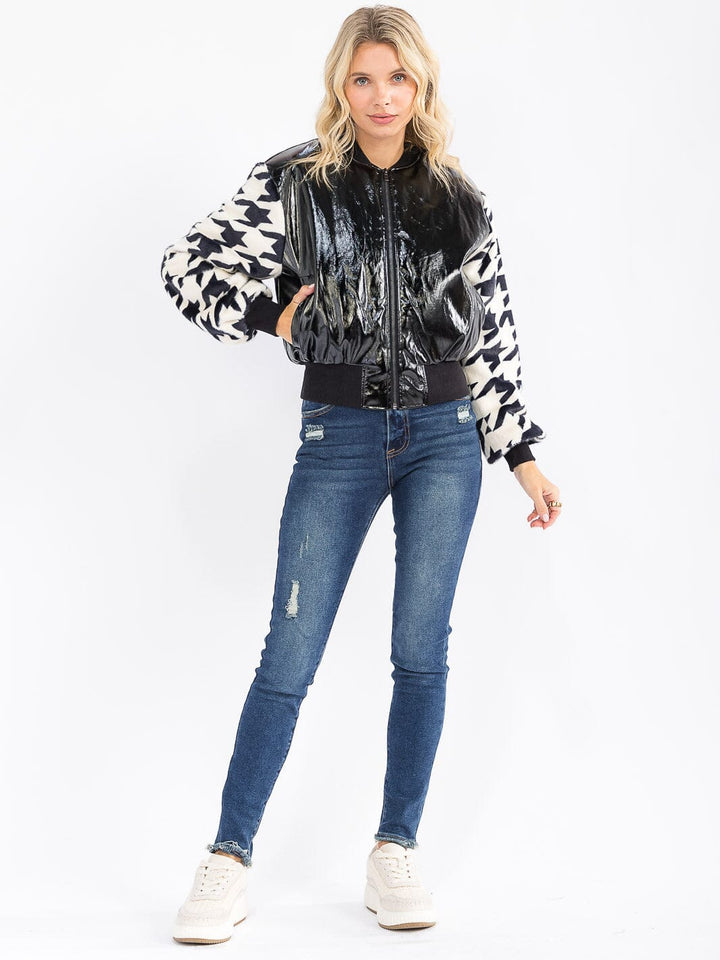 WOMEN'S LONG SLEEVE ZIP UP FRONT POCKETS PUFFER PU PLEATHER JACKET