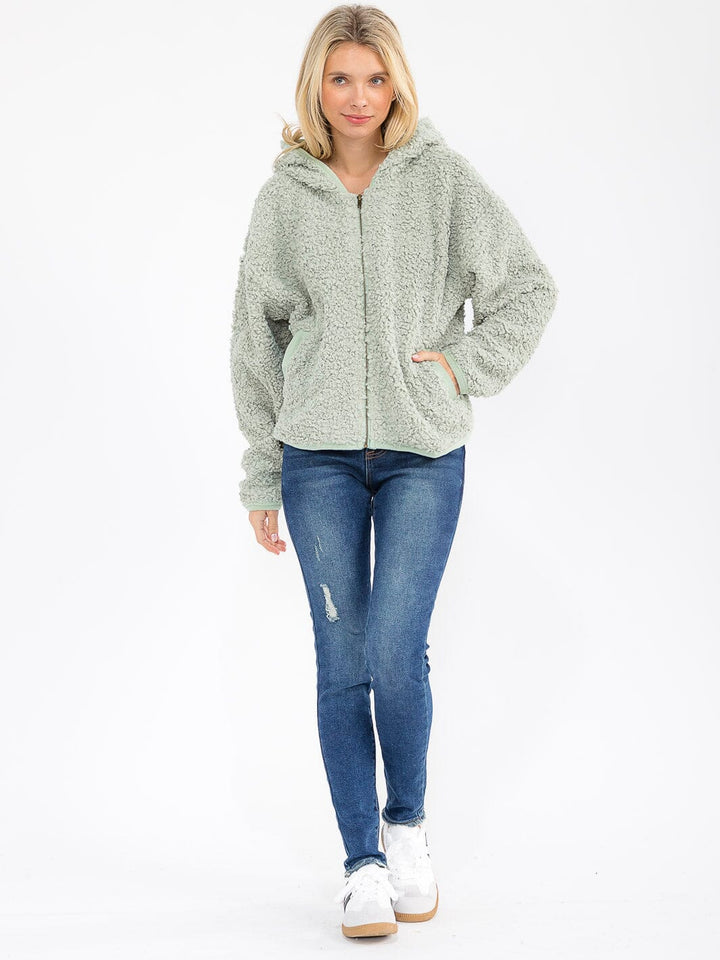 WOMEN'S LONG SLEEVE ZIPPER CLOSURE FRONT POCKETS HOODED SHERPA JACKET