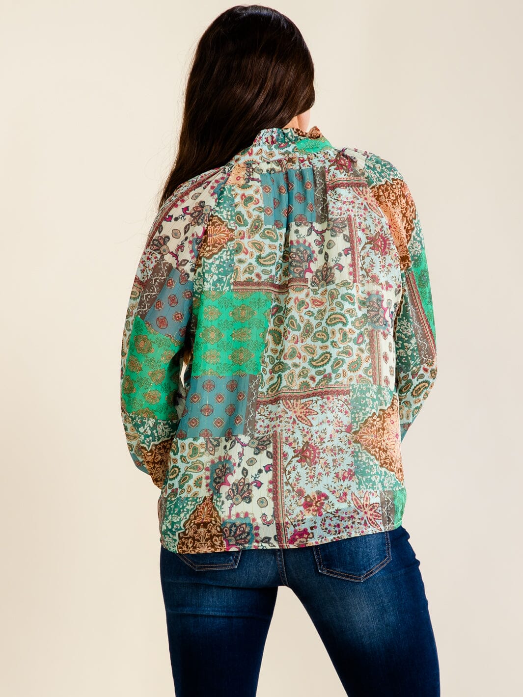 ENTRO WOMEN'S LONG SLEEVE V-NECK BUTTON UP MULTI PRINT BLOUSE