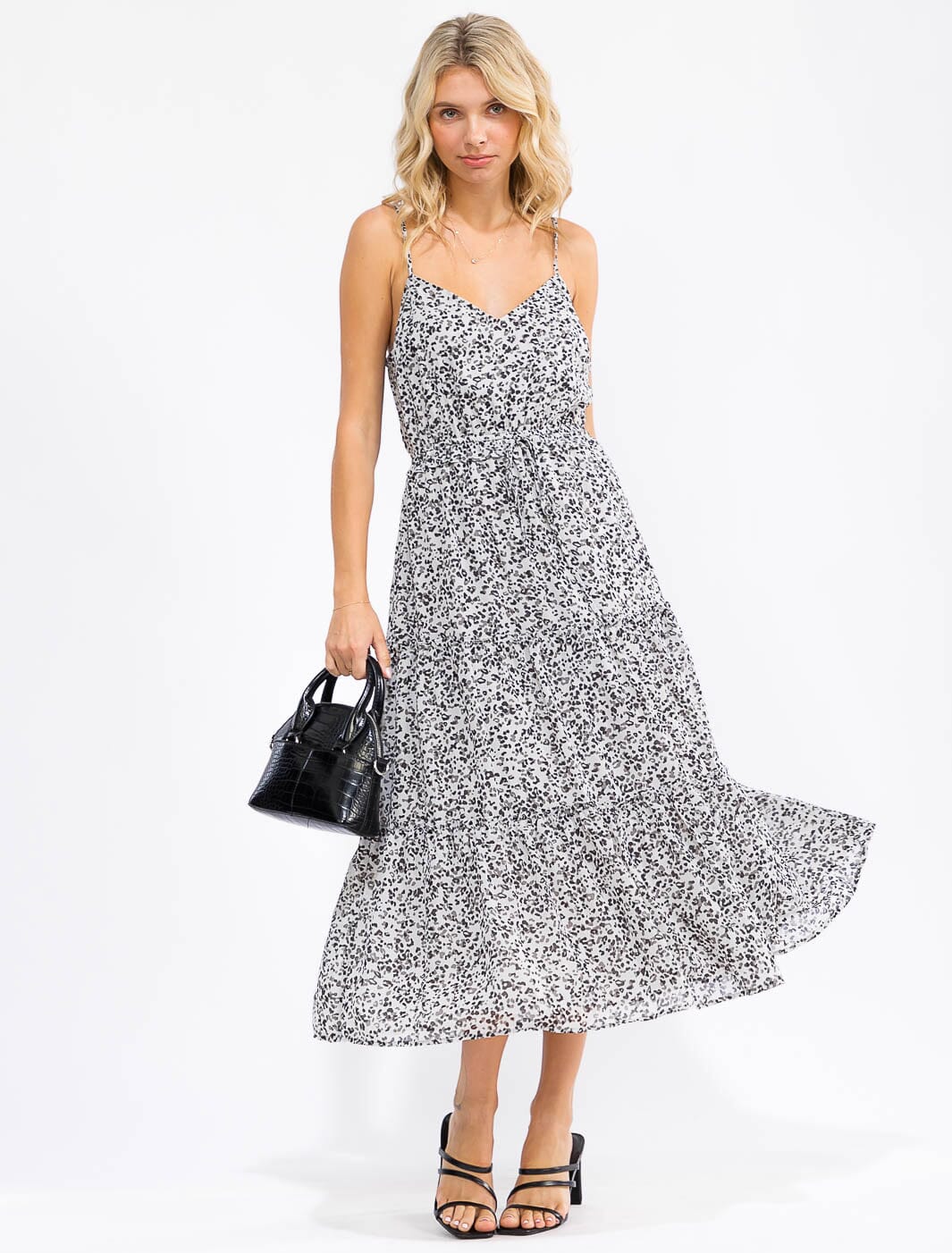 WOMEN'S SLEEVELESS V-NECK ELASTIC WAIST TIERED ANIMAL PRINT MAXI DRESS
