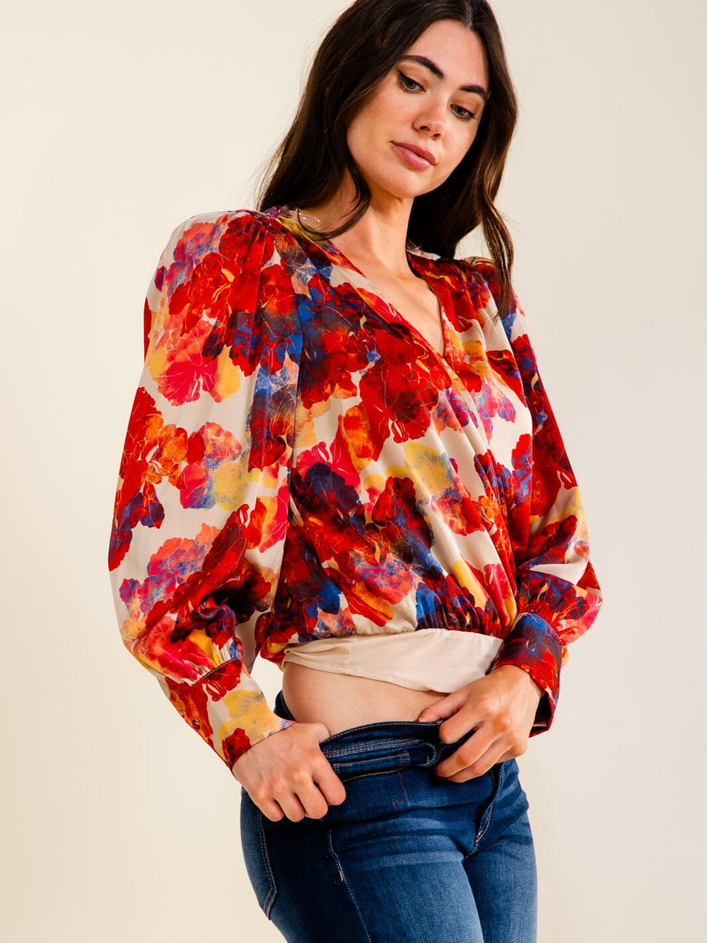 ENTRO WOMEN'S LONG SLEEVE SURPLICE FLORAL BODYSUIT