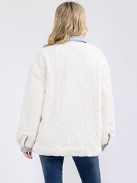 WOMEN'S LONG SLEEVE BUTTON CLOSURE FRONT POCKETS SHERPA JACKET