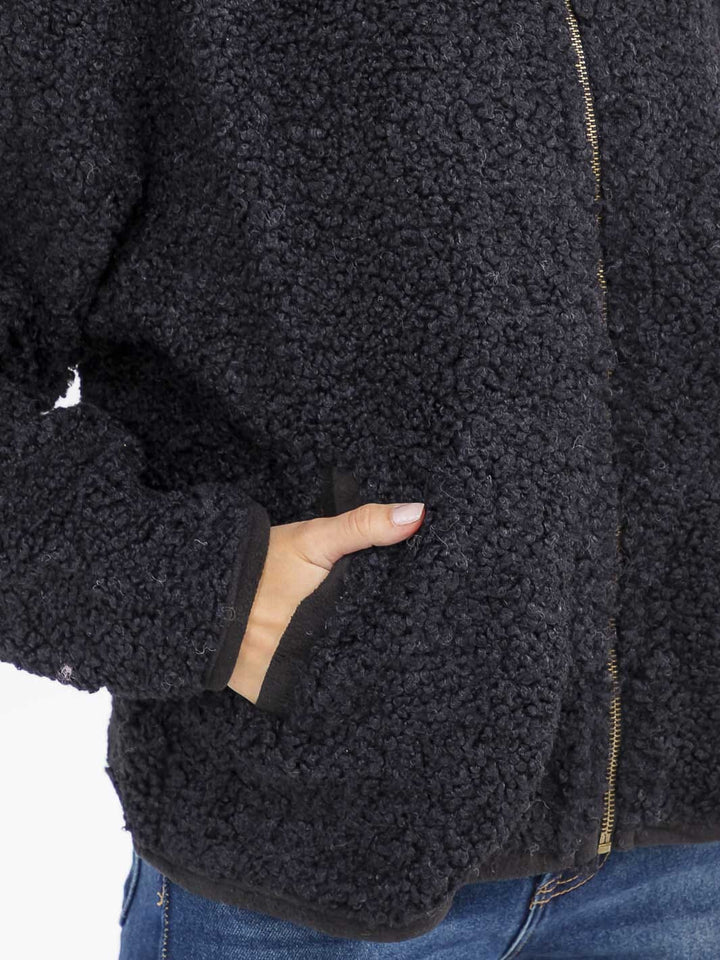 WOMEN'S LONG SLEEVE ZIPPER CLOSURE FRONT POCKETS HOODED SHERPA JACKET