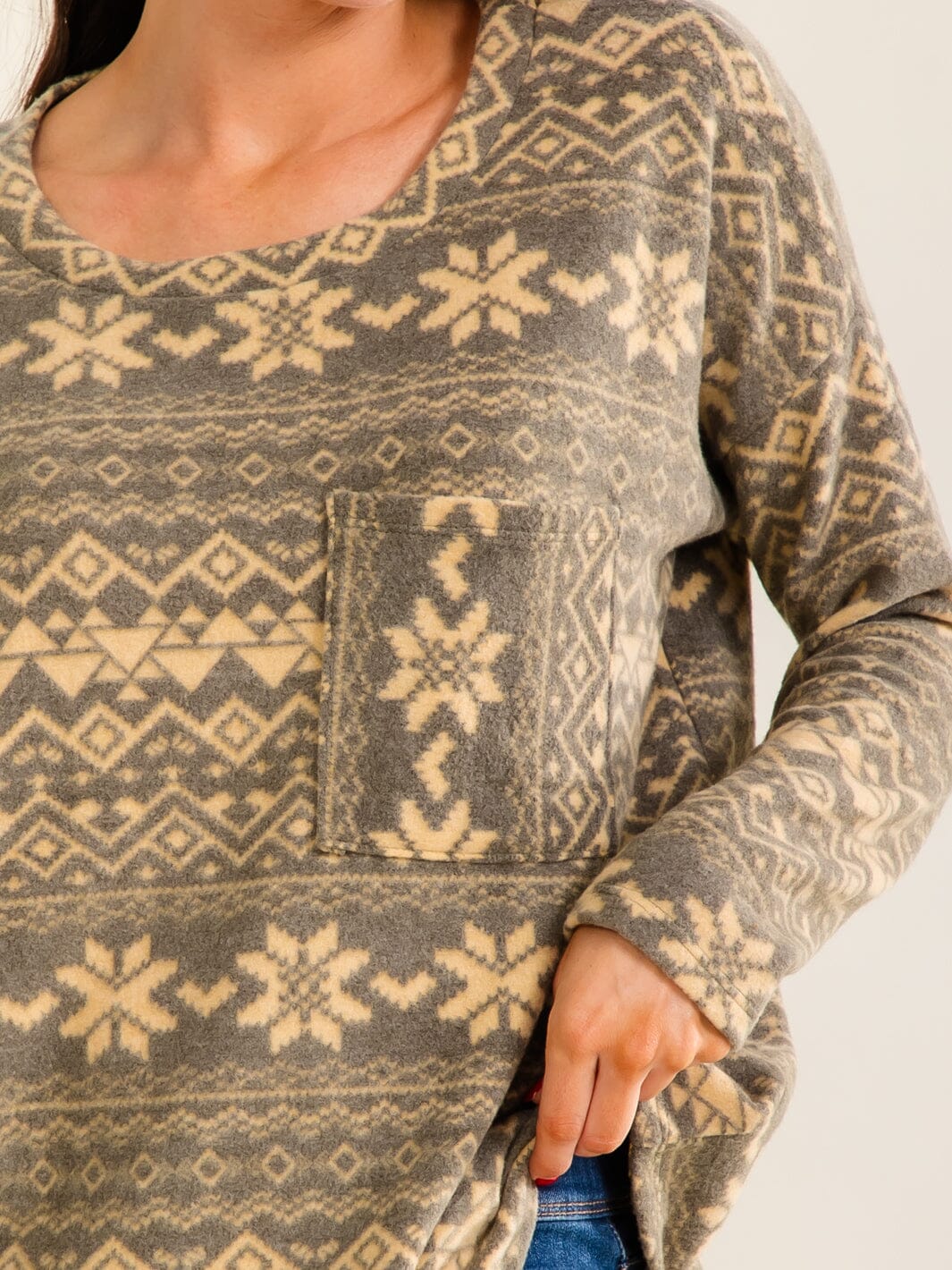 ENTRO WOMEN'S LONG SLEEVE FRONT POCKET MULTI PRINT TOP