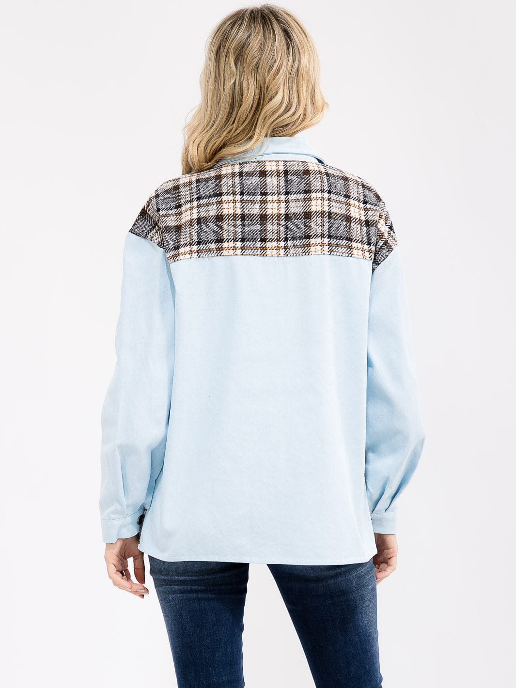 WOMEN'S LONG SLEEVE FRONT POCKETS BUTTON CLOSURE PLAID DENIM JACKET