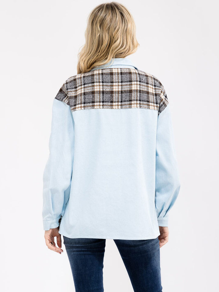 WOMEN'S LONG SLEEVE FRONT POCKETS BUTTON CLOSURE PLAID DENIM JACKET